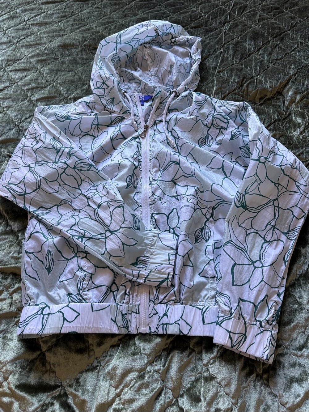 JoyLab White Floral Hooded Windbreaker with Green Outline
